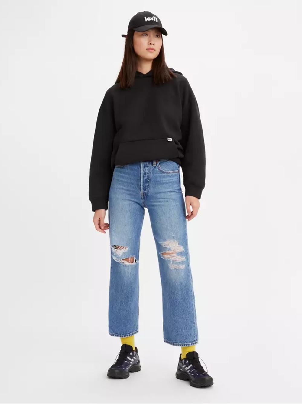 Levi's Women's Light Blue Distressed Straight Leg Jeans